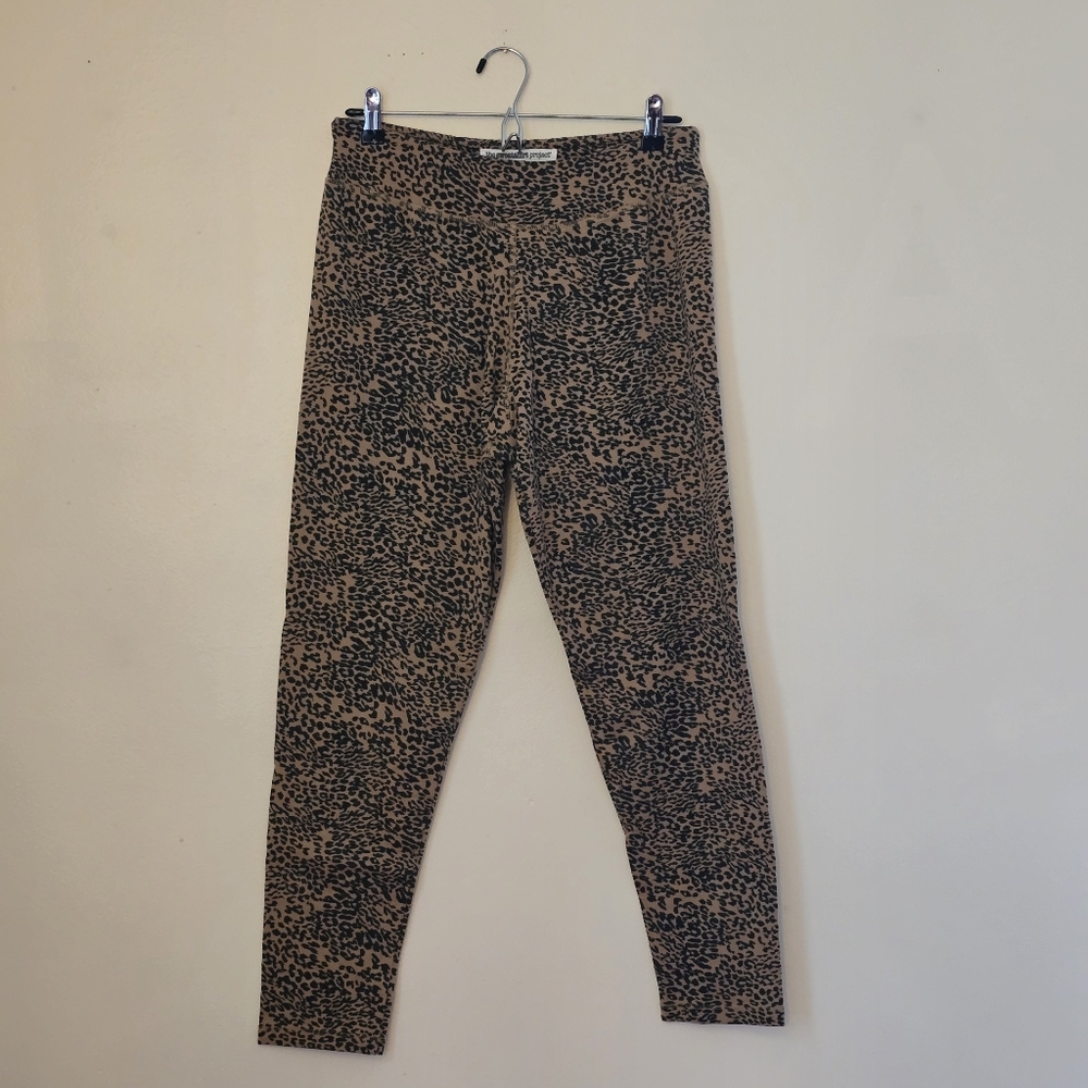 French Laundry Women's 1X Leopard Print Skinny Jeams